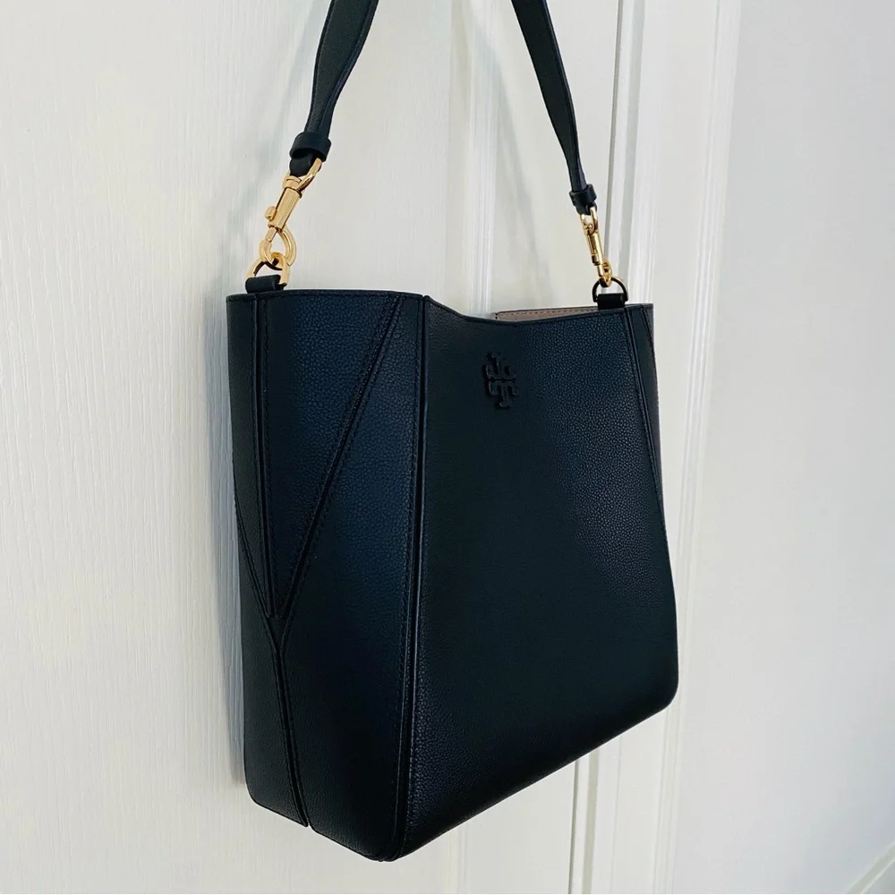 $398 NWOT Tory Burch Mcgraw Black Pebble Leather Hobo/Shoulder Bag Minimalist